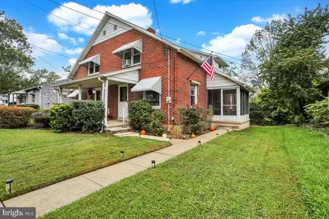 109 Cacoosing, Reading, PA 19608 photo 4