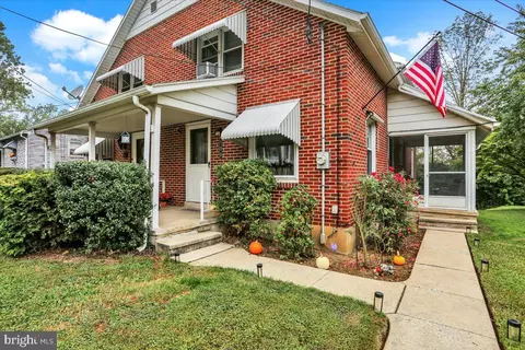 109 Cacoosing, Reading, PA 19608 photo 3