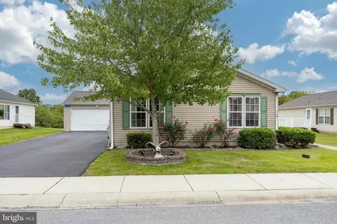 118 Random Rd, Douglassville, PA 19518