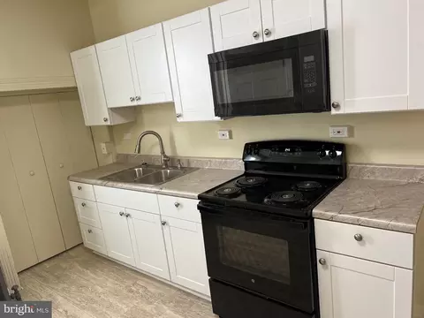 Kitchen - 62 Cacoosing, Sinking Spring, PA 19608 photo 1 of 3