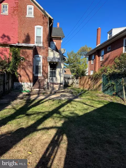 Exterior - 62 Cacoosing, Sinking Spring, PA 19608 photo 2 of 5
