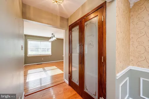 10 Pacific Ave, Reading, PA 19608 photo 14