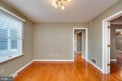 10 Pacific Ave, Reading, PA 19608 photo 10