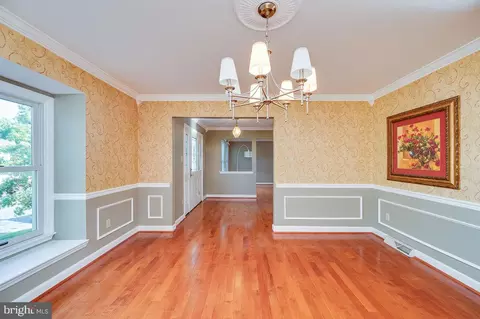 10 Pacific Ave, Reading, PA 19608 photo 13