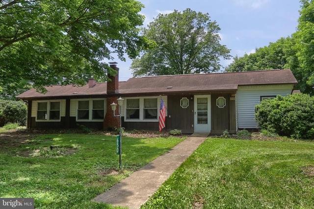 650 Meckville Rd, Fredericksburg, PA 17026