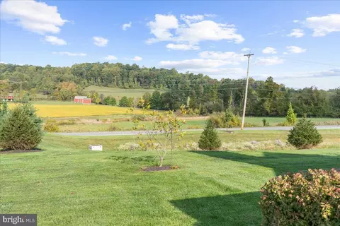 8 Fox Chase Ln, Oley, PA 19547 photo 31