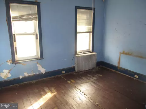 Bedroom - 1129 Spring St, Reading, PA 19604 photo 1 of 1