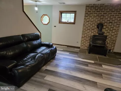 73 Old Company Rd, Barto, PA 19504 photo 5