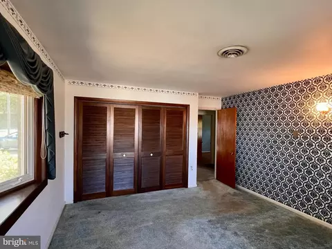 Bedroom - 781 Mountain View Rd, Reading, PA 19607 photo 1 of 6