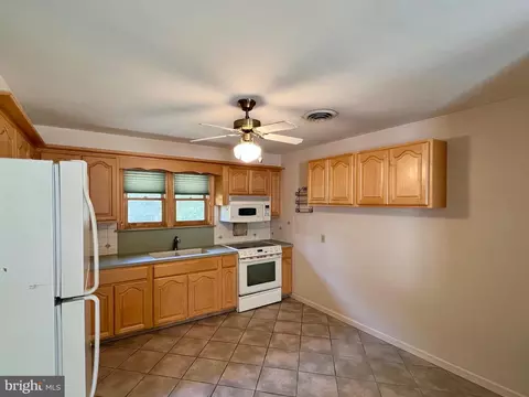 Kitchen - 781 Mountain View Rd, Reading, PA 19607 photo 1 of 1