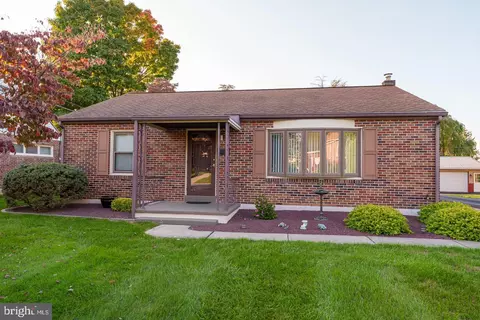 2847 Clark Ave, West Lawn, PA 19609