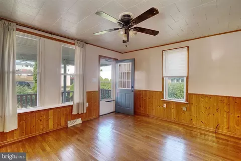 Living - 1028 Brooke Blvd, Reading, PA 19607 photo 1 of 5
