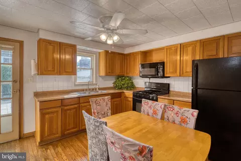 Kitchen - 1028 Brooke Blvd, Reading, PA 19607 photo 1 of 1