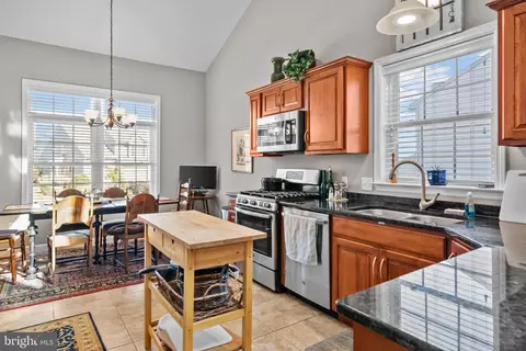 Kitchen - 16 Regina Dr, Sinking Spring, PA 19608 photo 1 of 2