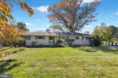 2480 Wilson St, Reading, PA 19605
