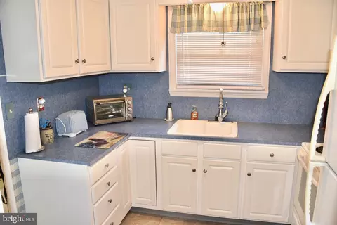 Kitchen - 17 Hillside Rd, Reading, PA 19609 photo 1 of 3