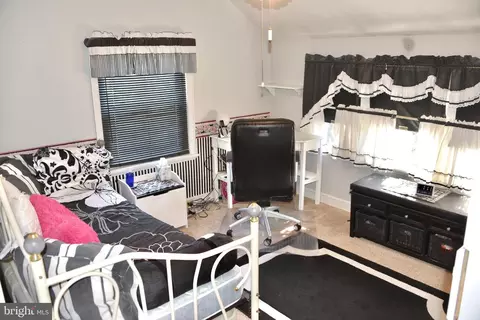 Bedroom - 17 Hillside Rd, Reading, PA 19609 photo 2 of 5