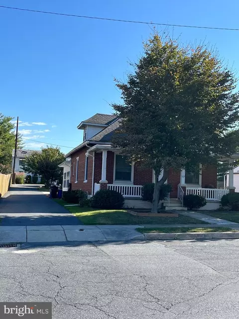 505 Eisenbrown St, Reading, PA 19605