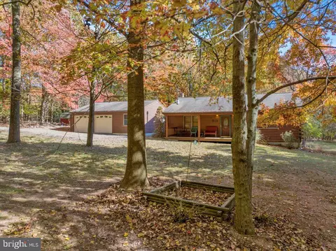 10 Flintlock Pass, Morgantown, PA 19543
