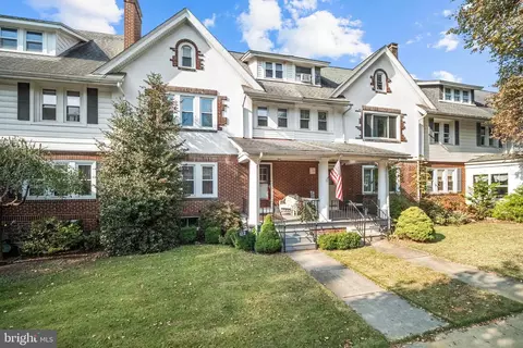 122 S Park Rd, Wyomissing, PA 19610