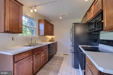 14 Charlemont Ct, Reading, PA 19607 photo 23
