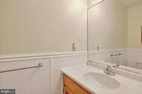 303 Diane Ave, Reading, PA 19608 photo 8