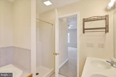 303 Diane Ave, Reading, PA 19608 photo 23
