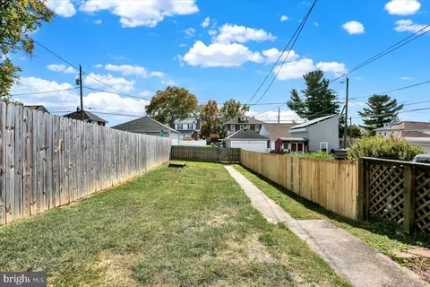 Exterior - 2028 Spring St, Reading, PA 19609 photo 5 of 6