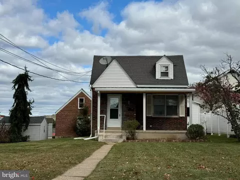 633 E 4th St, Boyertown, PA 19512