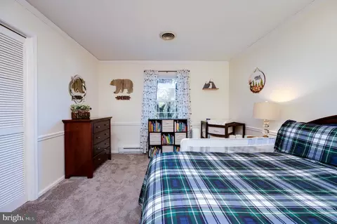 Bedroom - 3435 River Rd, Reading, PA 19605 photo 5 of 9