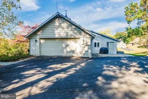 Exterior - 3435 River Rd, Reading, PA 19605 photo 5 of 11