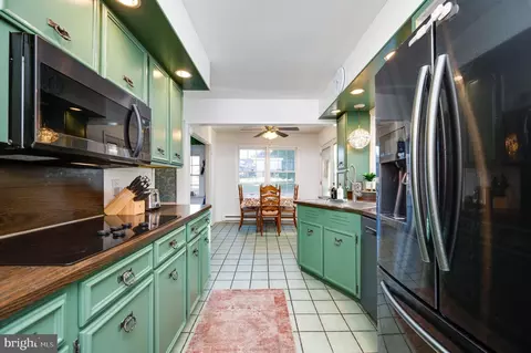 Kitchen - 3435 River Rd, Reading, PA 19605 photo 5 of 5