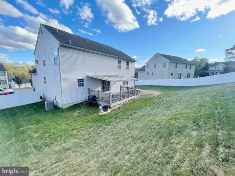 Exterior - 111 Crestview Dr, Reading, PA 19608 photo 2 of 2