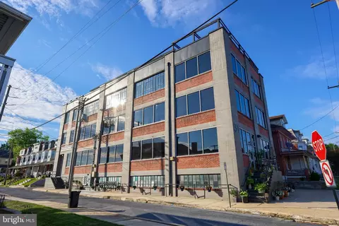 31 S Sterley St #300, Shillington, PA 19607