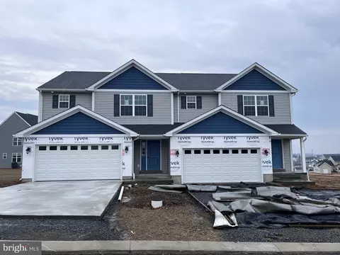 138 Sunglo Dr #( 23), Leesport, PA 19533