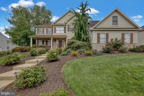 12 Fairwood Ave, Sinking Spring, PA 19608