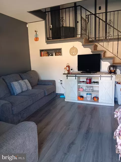 624 Sheerlund Rd, Reading, PA 19607