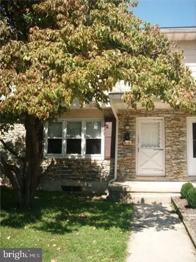 155 W Gaul St, Wernersville, PA 19565