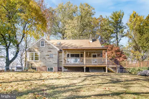 1808 Van Reed Rd, Reading, PA 19610