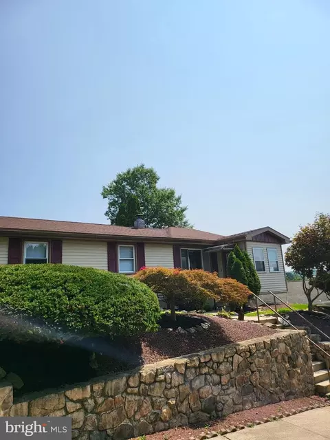 1326 Broadway Blvd, Reading, PA 19607