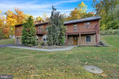 175 Houck Rd, Fleetwood, PA 19522