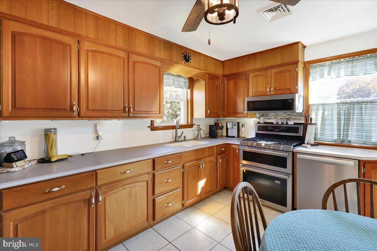 1665 Deer Path Rd, Reading, PA 19604 photo 12