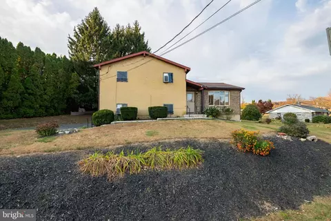 1141 Old Lancaster Pike, Reading, PA 19608