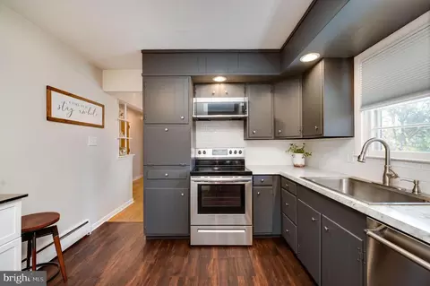 Kitchen - 4002 Circle Ave, Reading, PA 19606 photo 5 of 5