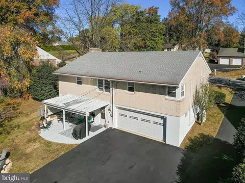 View/Area - 4002 Circle Ave, Reading, PA 19606 photo 6 of 6