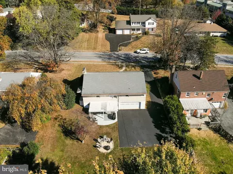 View/Area - 4002 Circle Ave, Reading, PA 19606 photo 4 of 6