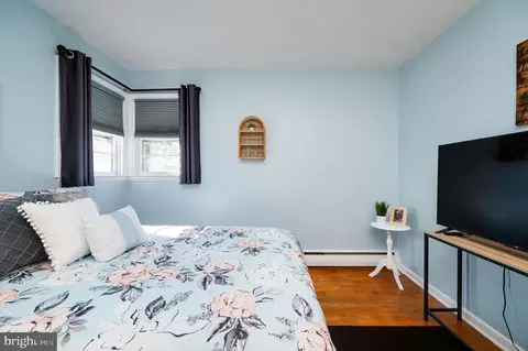 Bedroom - 4002 Circle Ave, Reading, PA 19606 photo 9 of 10