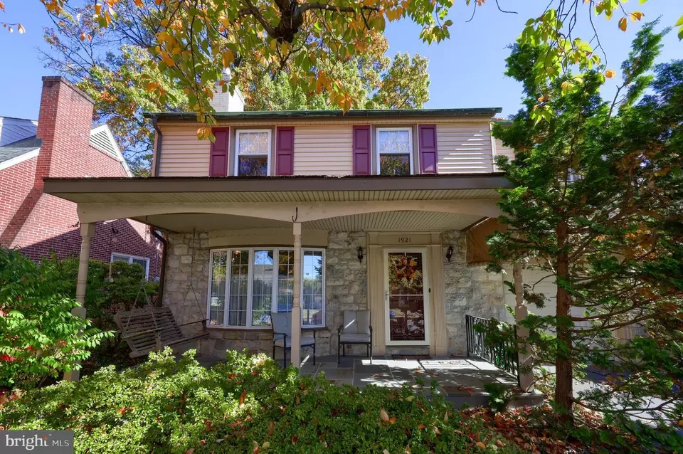  1921 Palm St, Reading, PA 19604 photo 2