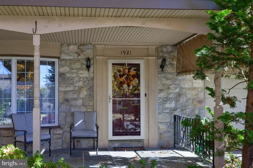  1921 Palm St, Reading, PA 19604 photo 3