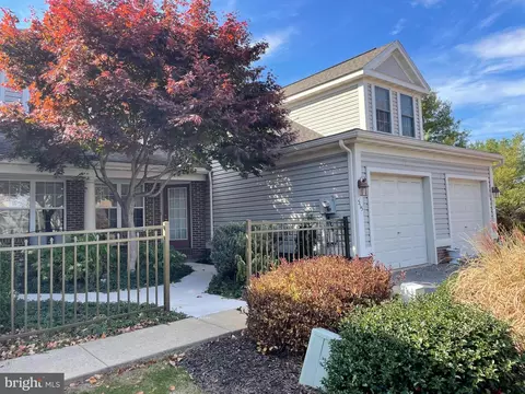 515 Oak Hill Ln, Reading, PA 19610